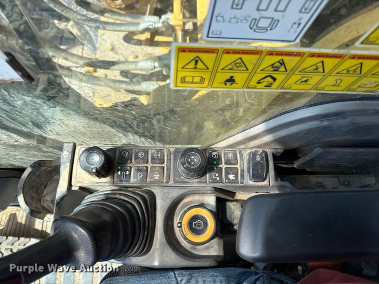 image for item EV6117 2020 Caterpillar 336 excavator
