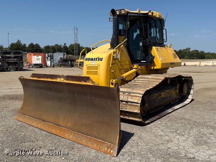 2019 Komatsu D61PXi-24 dozer