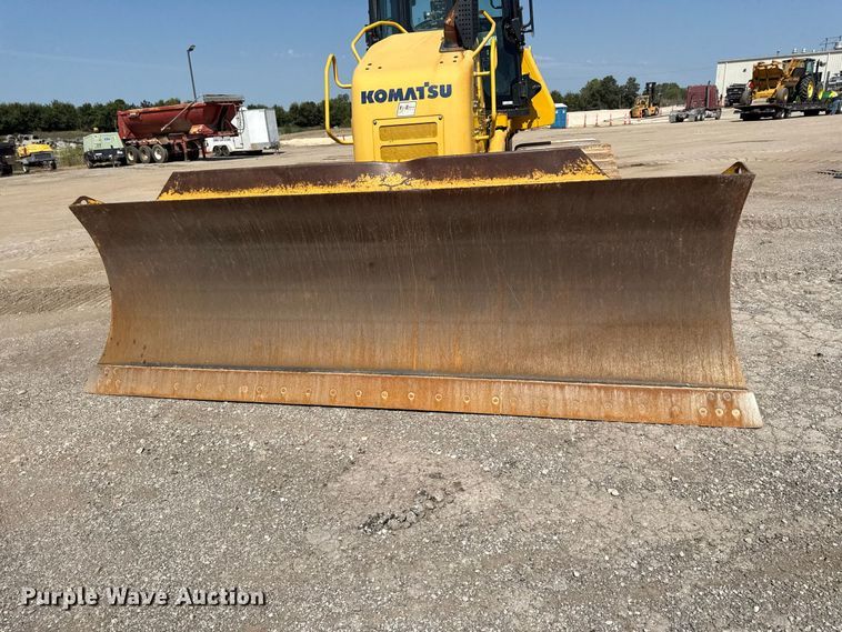 image for item EV6118 2019 Komatsu D61PXi-24 dozer