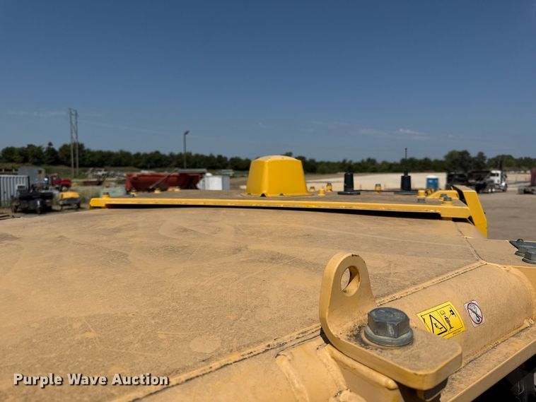 image for item EV6118 2019 Komatsu D61PXi-24 dozer