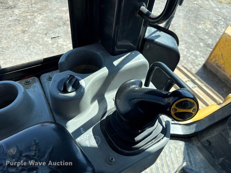 image for item EV6118 2019 Komatsu D61PXi-24 dozer