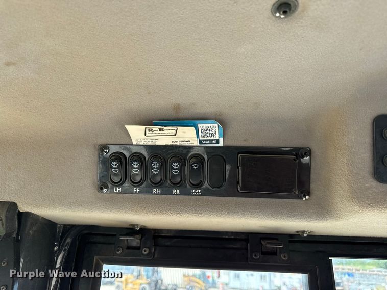 image for item EV6118 2019 Komatsu D61PXi-24 dozer