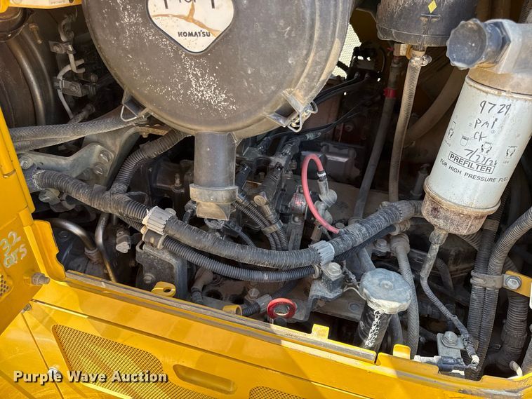 image for item EV6118 2019 Komatsu D61PXi-24 dozer