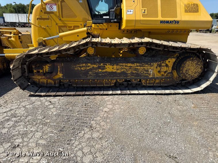 image for item EV6118 2019 Komatsu D61PXi-24 dozer