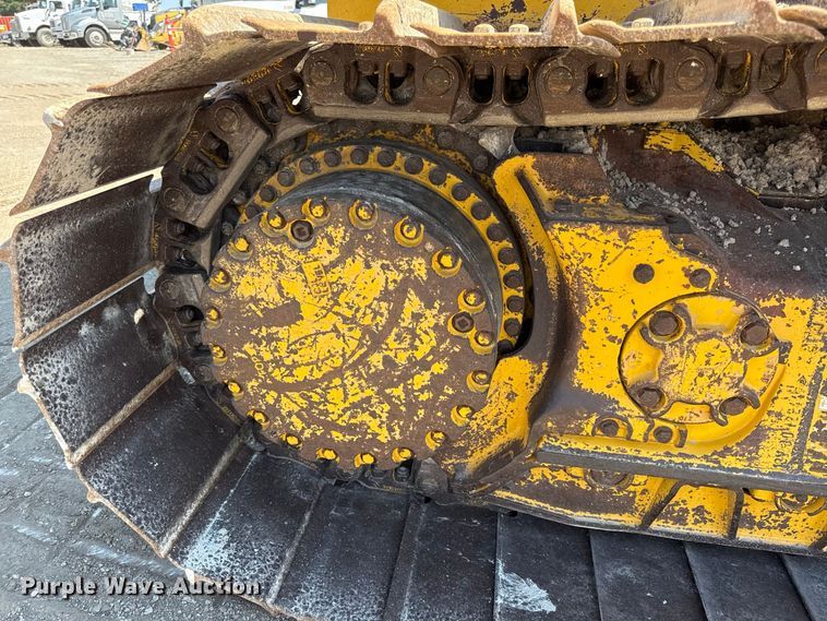 image for item EV6118 2019 Komatsu D61PXi-24 dozer