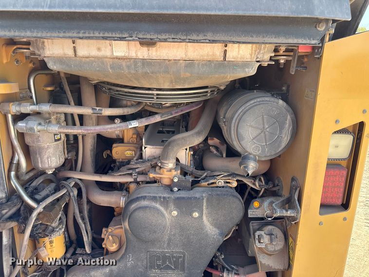 image for item EV6119 2023 Caterpillar 299D3 tracked skid steer loader