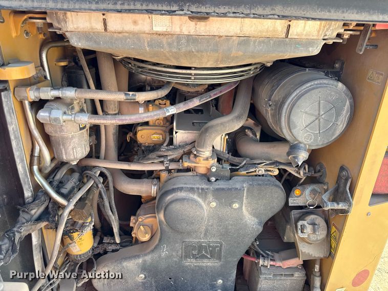 image for item EV6119 2023 Caterpillar 299D3 tracked skid steer loader
