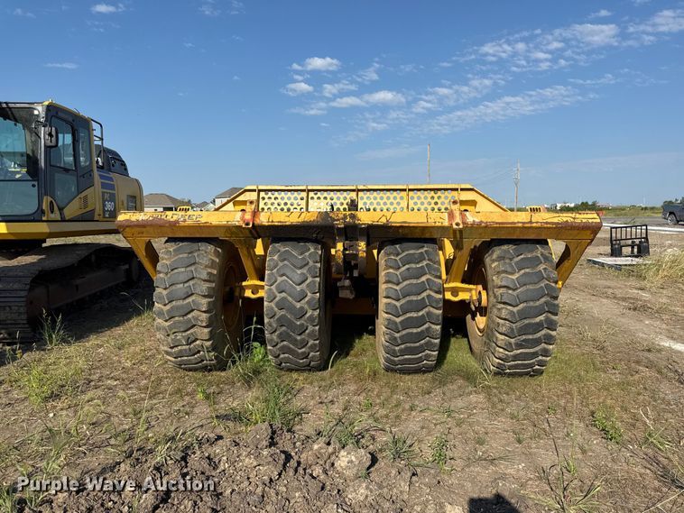 image for item EV6134 2015 John Deere 1812C scraper