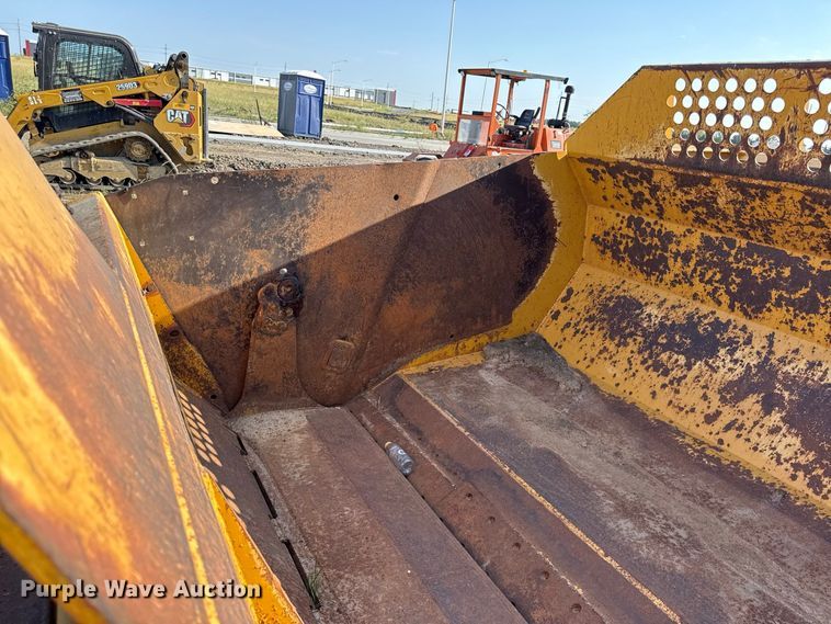 image for item EV6134 2015 John Deere 1812C scraper