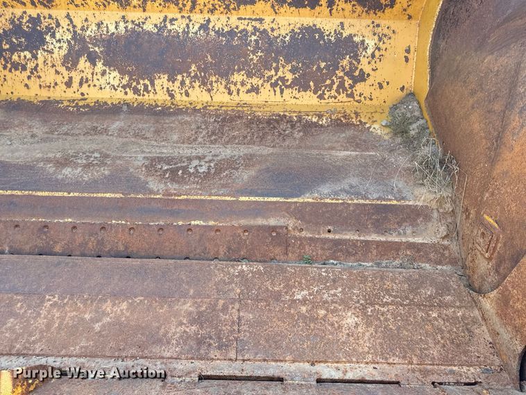 image for item EV6134 2015 John Deere 1812C scraper