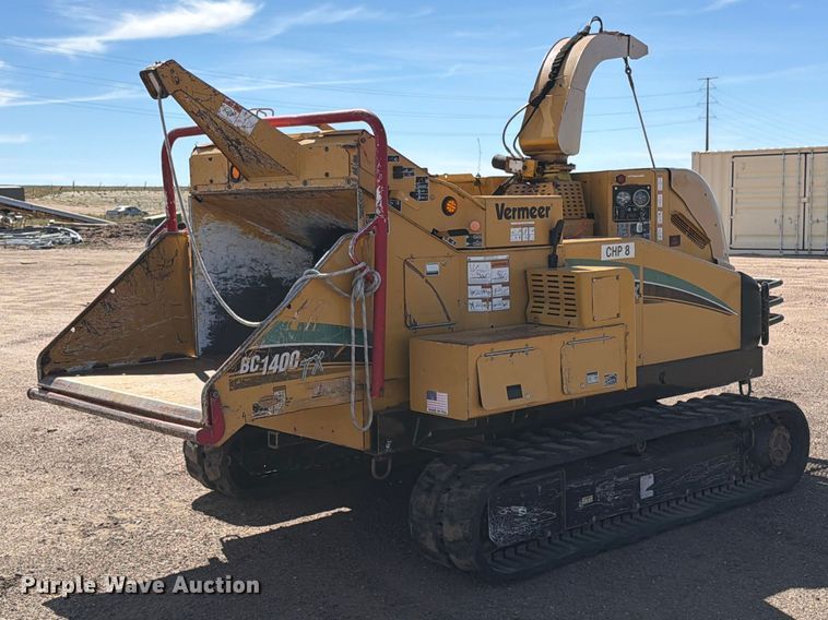 image for item EW1051 2008 Vermeer BC1400TX tracked wood chipper