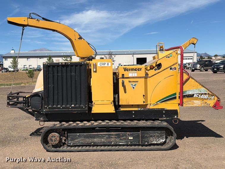 image for item EW1051 2008 Vermeer BC1400TX tracked wood chipper