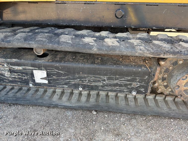 image for item EW1051 2008 Vermeer BC1400TX tracked wood chipper