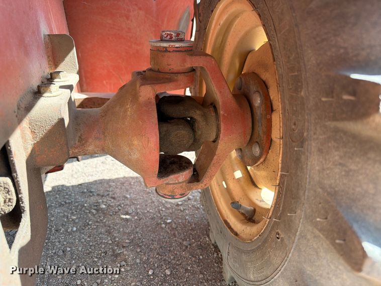 image for item EW1052 2001 Ditch Witch 1820H walk-behind trencher