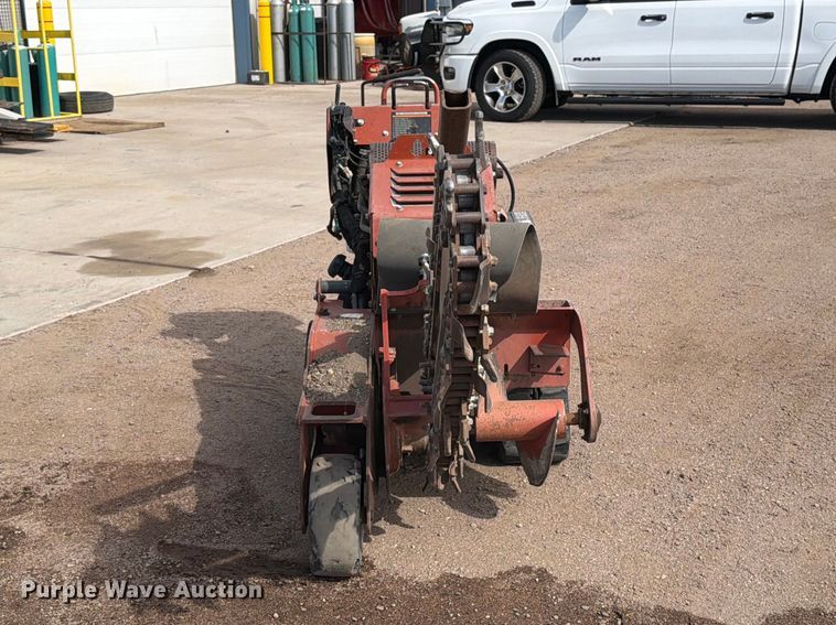 image for item EW1053 2012 Ditch Witch RT20 trencher