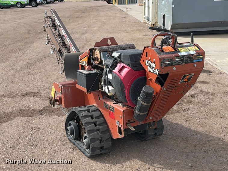 image for item EW1053 2012 Ditch Witch RT20 trencher