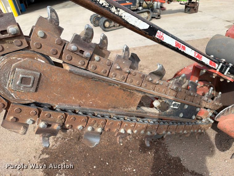 image for item EW1053 2012 Ditch Witch RT20 trencher