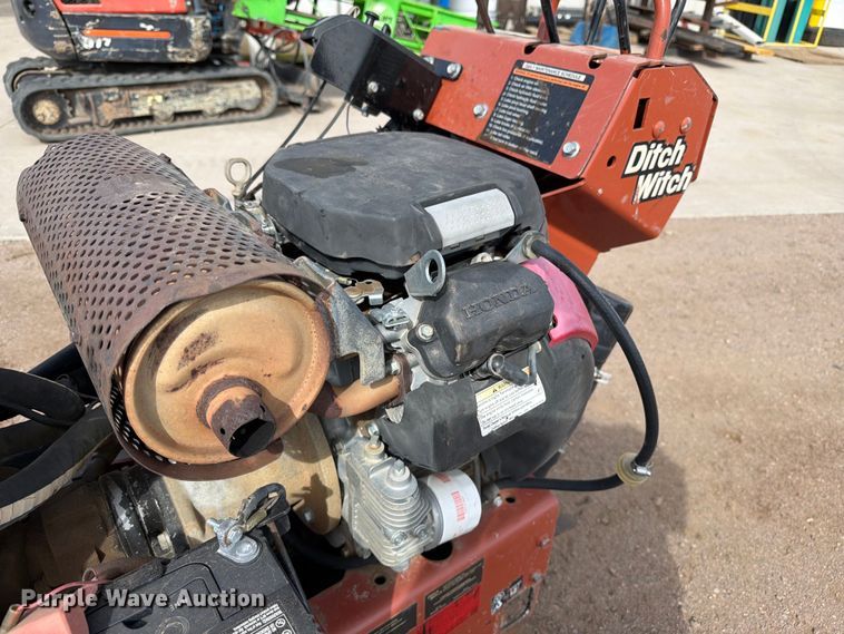 image for item EW1053 2012 Ditch Witch RT20 trencher