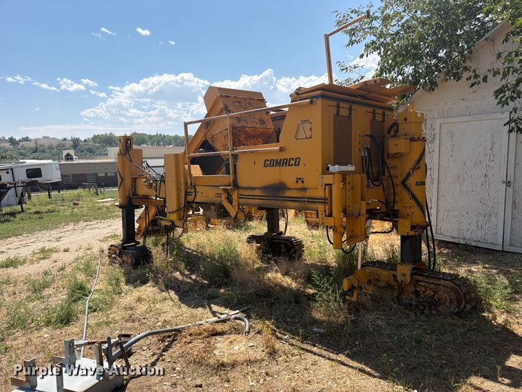 image for item EW2195 Gomaco GT-6300 slipform paver
