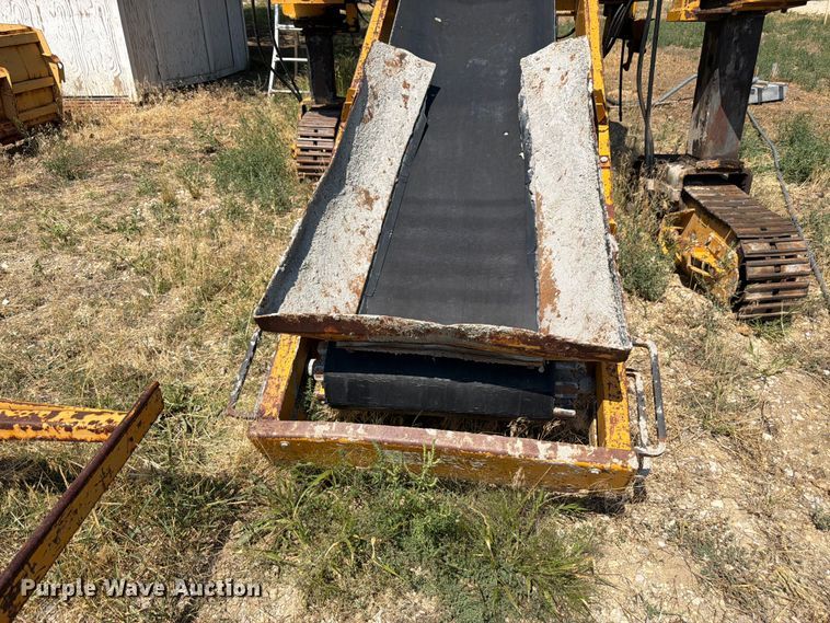 image for item EW2195 Gomaco GT-6300 slipform paver