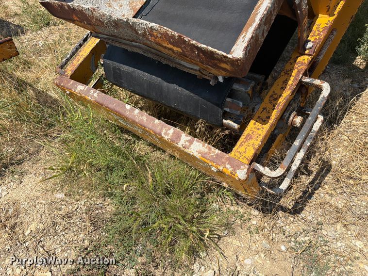 image for item EW2195 Gomaco GT-6300 slipform paver