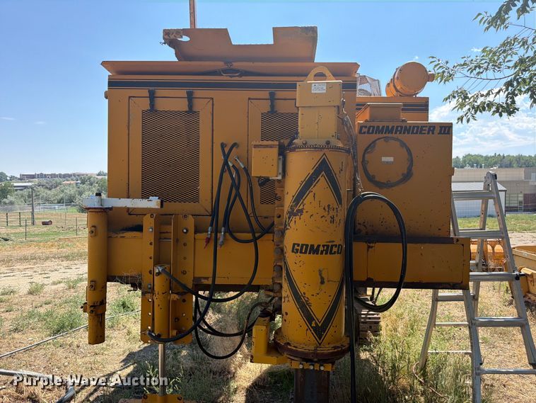 image for item EW2195 Gomaco GT-6300 slipform paver