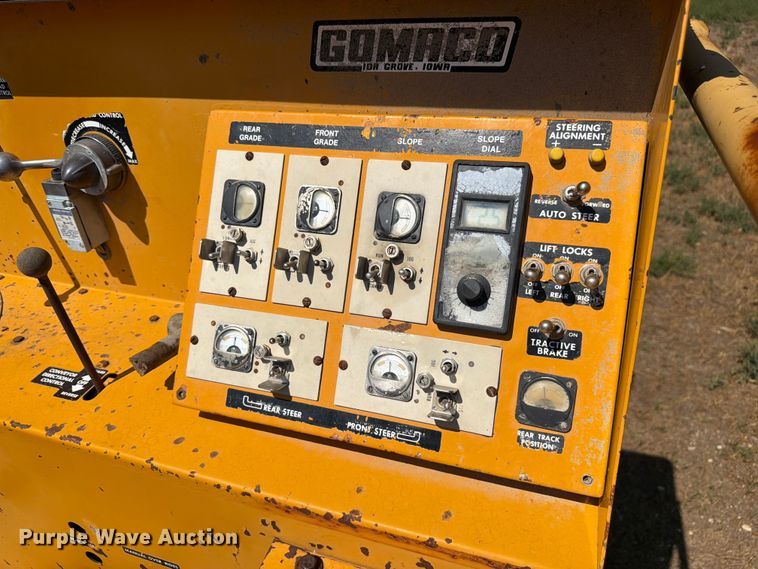 image for item EW2195 Gomaco GT-6300 slipform paver