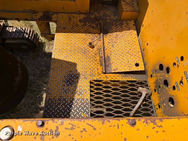 image for item EW2195 Gomaco GT-6300 slipform paver