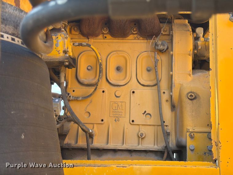 image for item EW2195 Gomaco GT-6300 slipform paver