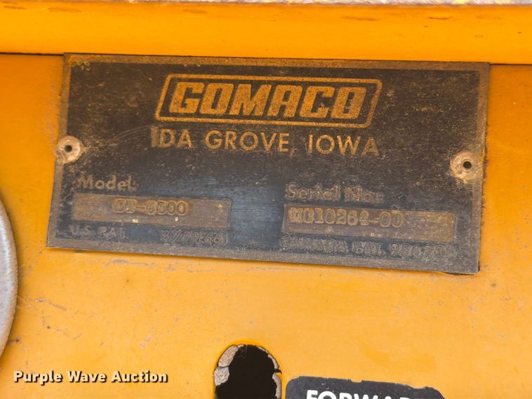 image for item EW2195 Gomaco GT-6300 slipform paver