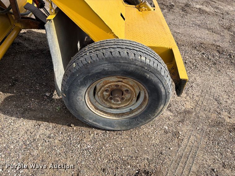 image for item EW2209 Broce H20 broom