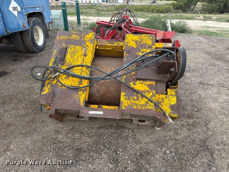 image for item EW2211 Essick VR54T skid steer roller