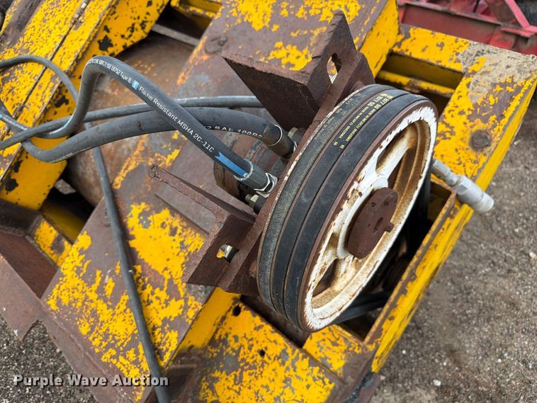 image for item EW2211 Essick VR54T skid steer roller