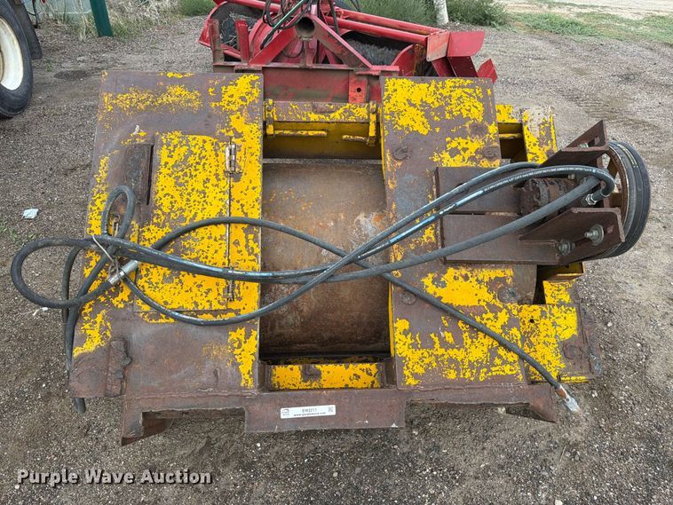 image for item EW2211 Essick VR54T skid steer roller