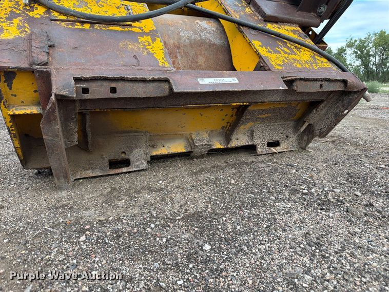 image for item EW2211 Essick VR54T skid steer roller
