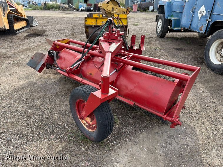 image for item EW2212 Skid steer broom