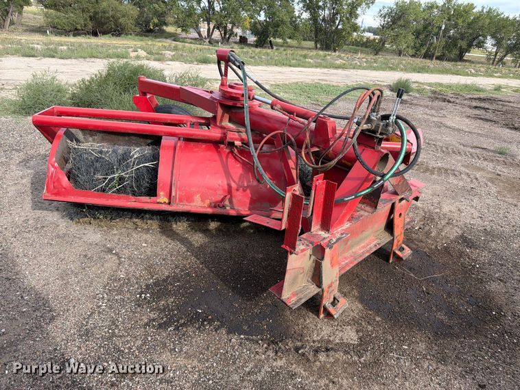 image for item EW2212 Skid steer broom