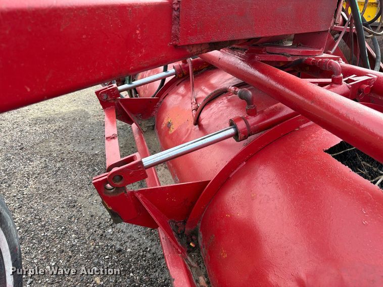 image for item EW2212 Skid steer broom