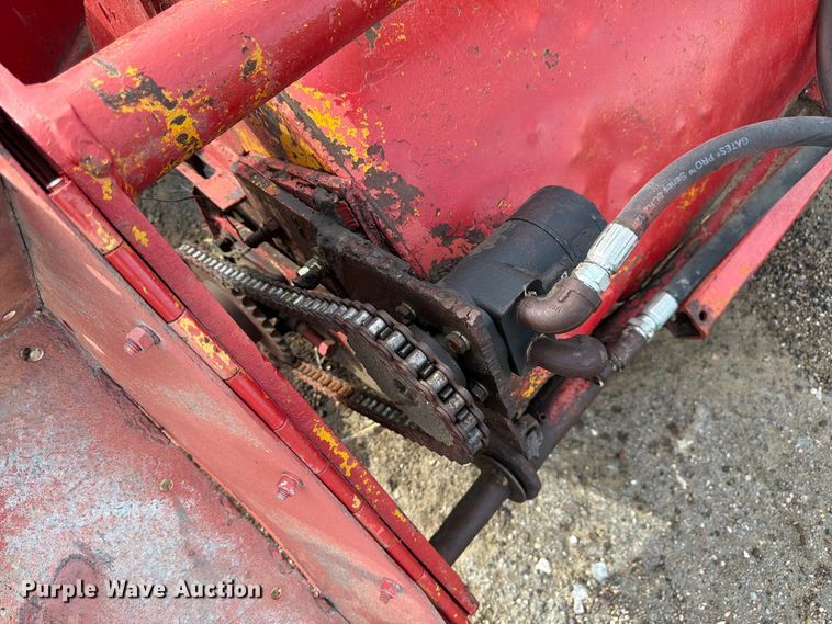 image for item EW2212 Skid steer broom
