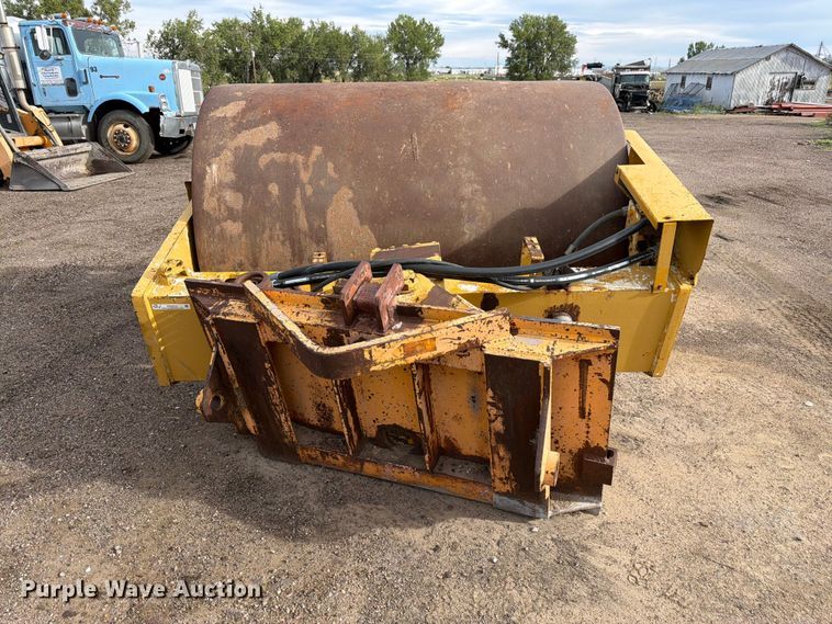 image for item EW2213 Tamro 84-D pull type roller