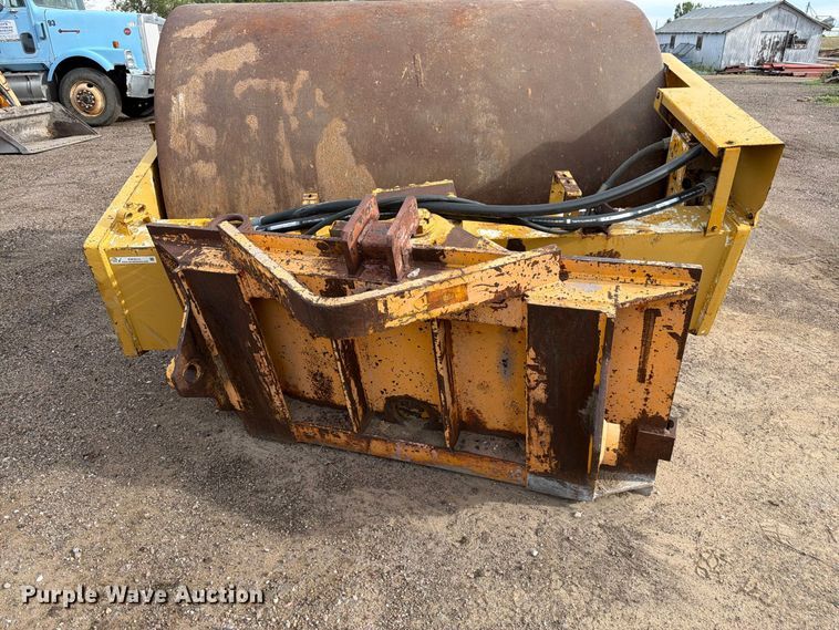 image for item EW2213 Tamro 84-D pull type roller