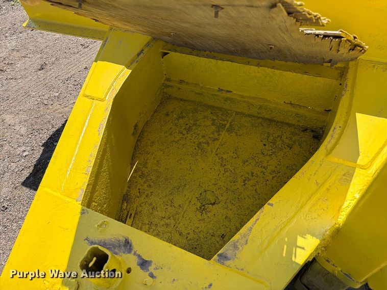 image for item EW2214 2003 Shop built equipment trailer