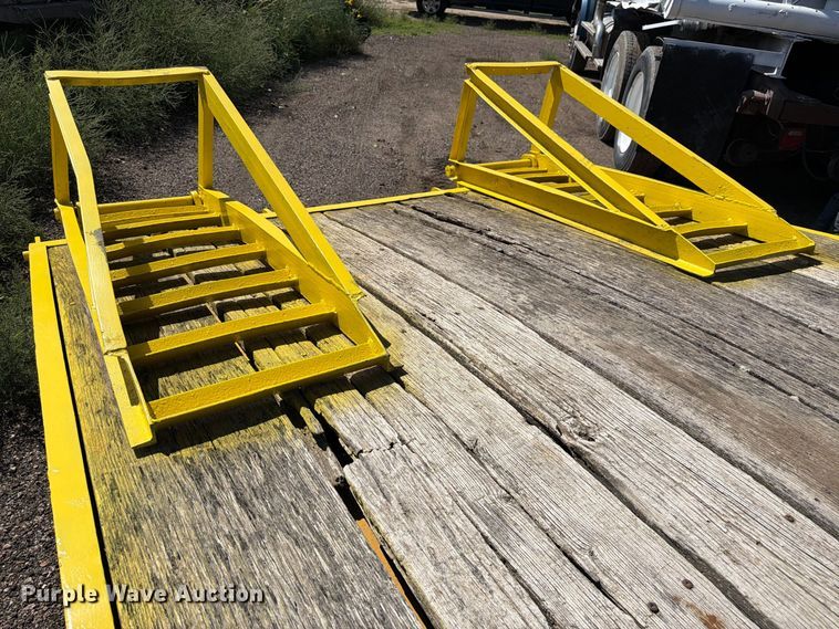 image for item EW2214 2003 Shop built equipment trailer