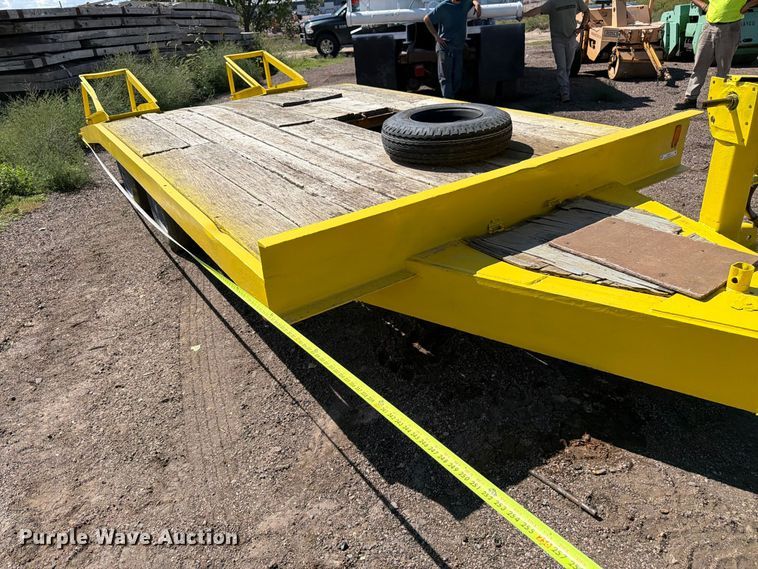 image for item EW2214 2003 Shop built equipment trailer