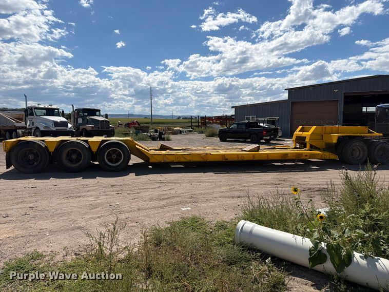 image for item EW2215 1985 Witco Challenger lowboy equipment trailer
