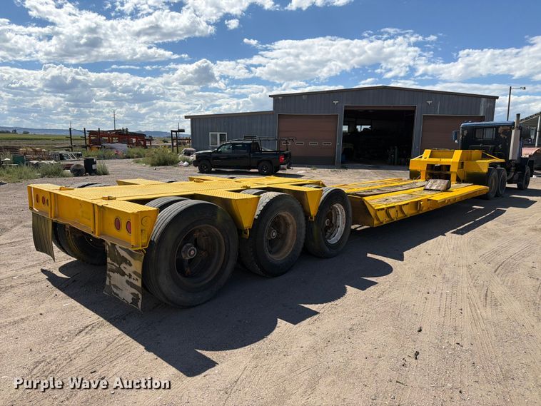 image for item EW2215 1985 Witco Challenger lowboy equipment trailer