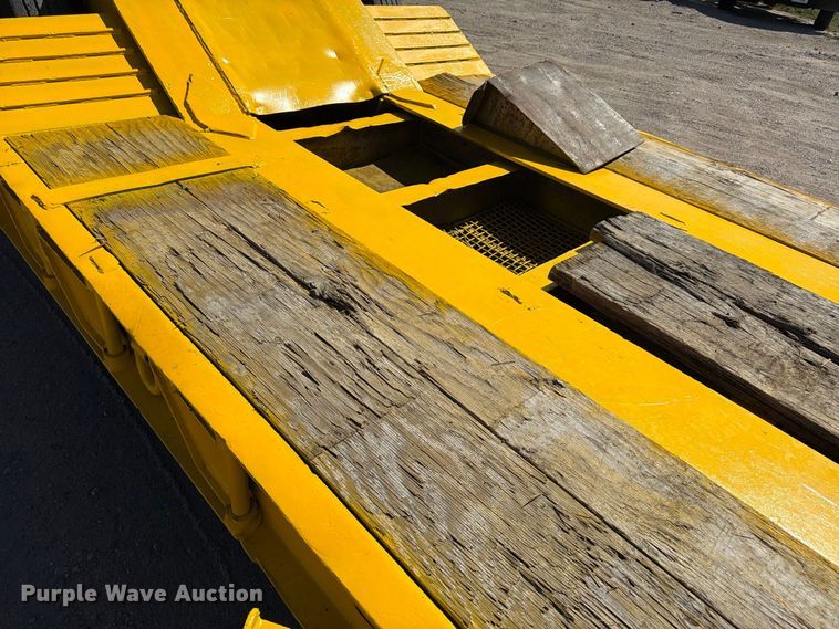 image for item EW2215 1985 Witco Challenger lowboy equipment trailer