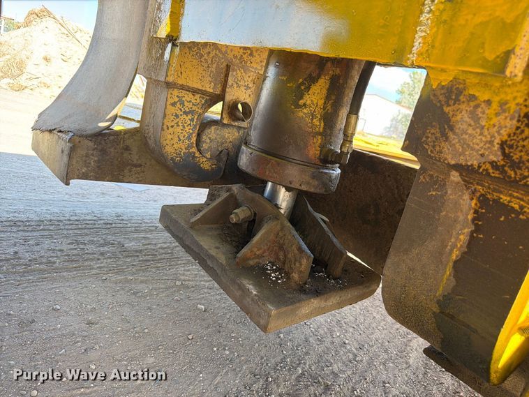 image for item EW2215 1985 Witco Challenger lowboy equipment trailer