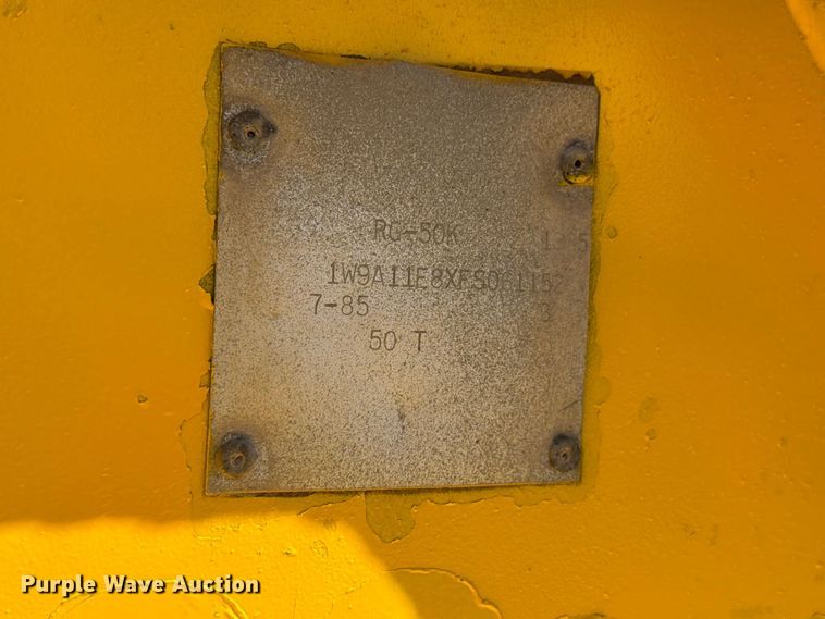image for item EW2215 1985 Witco Challenger lowboy equipment trailer