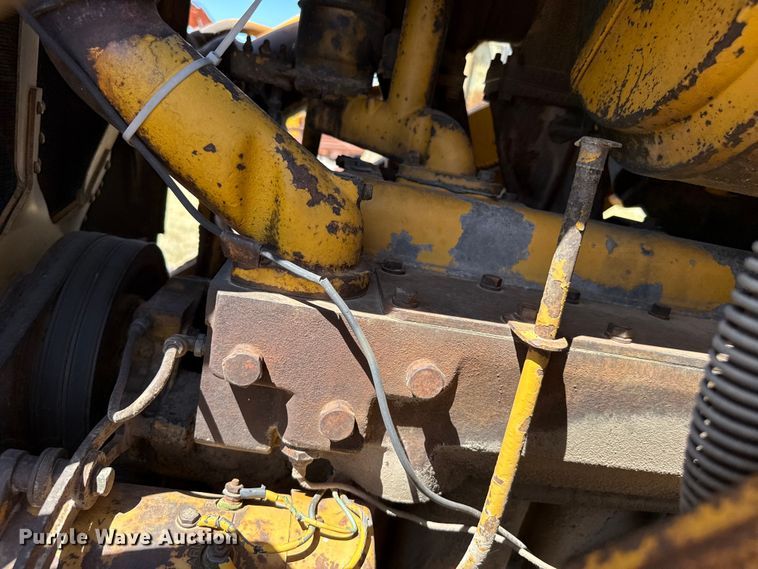image for item EW4193 1968 Caterpillar 955K track loader